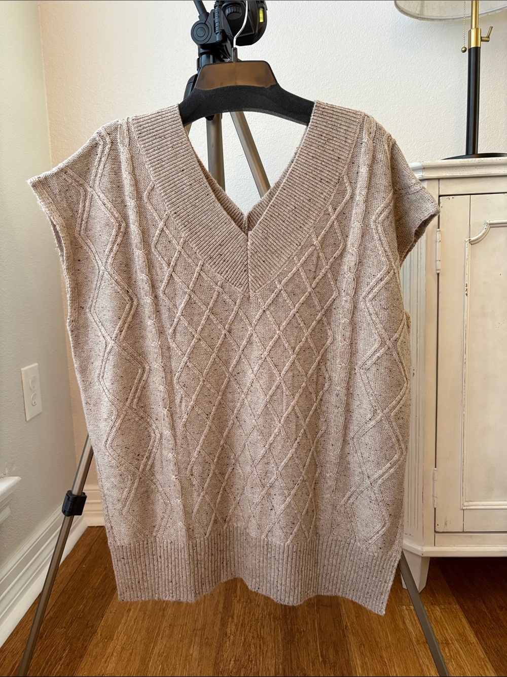 New with tags V-Neck Cable Knit cap sleeve Sweater Vest - Beige
